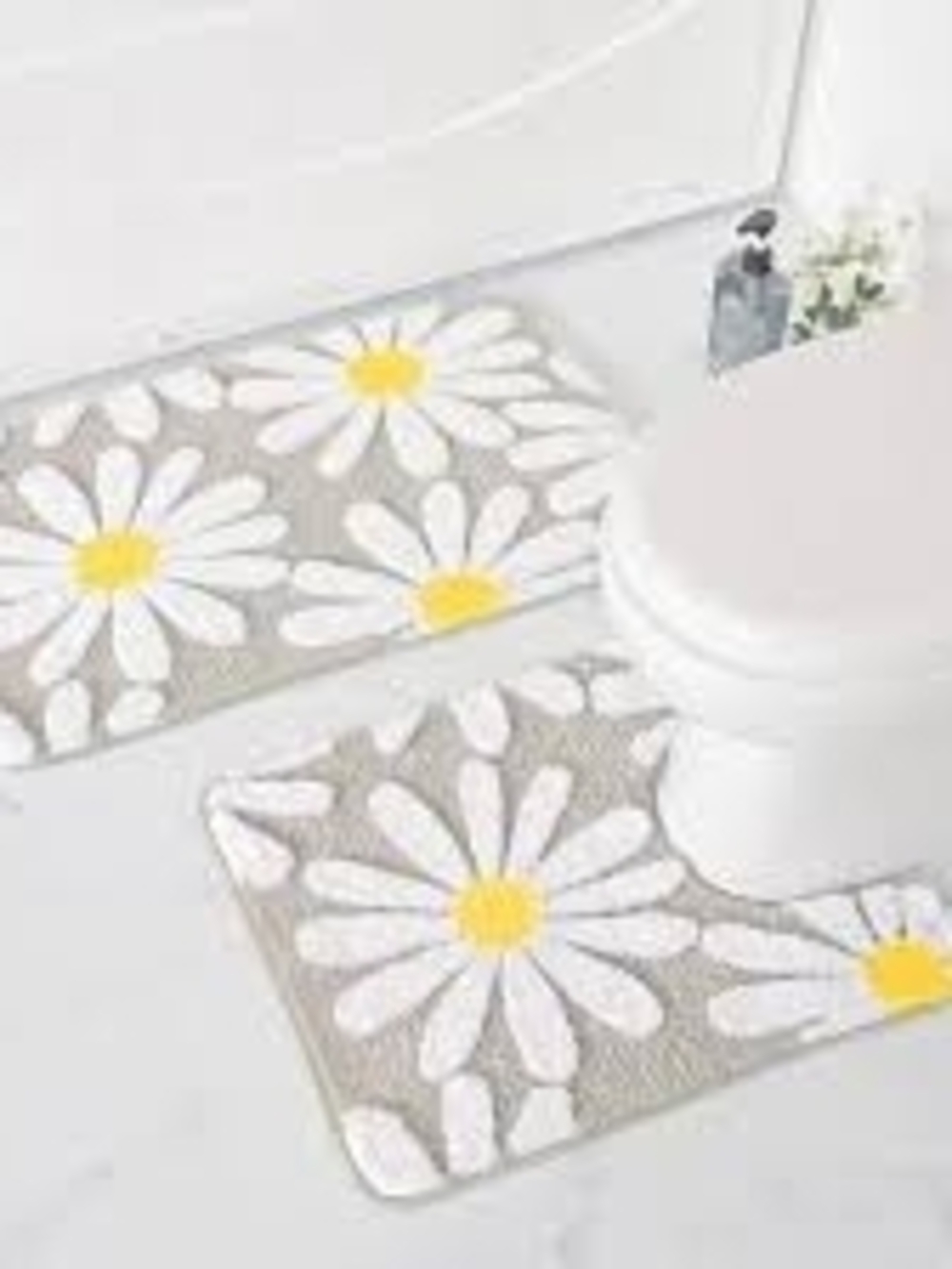 Daisy Print Bath Rug Set - White & Yellow Floral